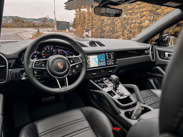 PORSCHE保時捷 CAYENNE  第8張相片