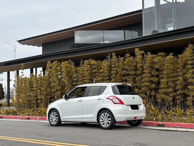 SUZUKI鈴木 SWIFT  第5張相片