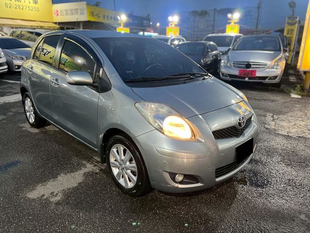 TOYOTA豐田 YARIS  第2張相片