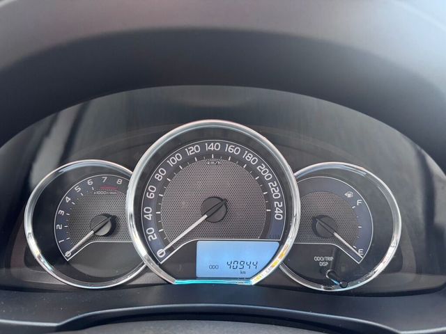 TOYOTA豐田 ALTIS  第3張相片