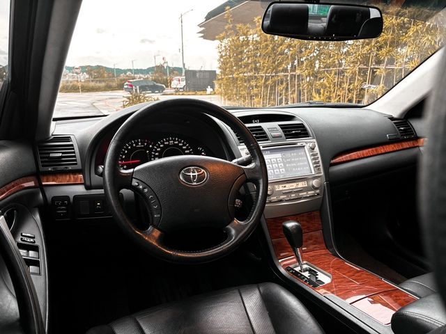 TOYOTA豐田 CAMRY  第5張相片