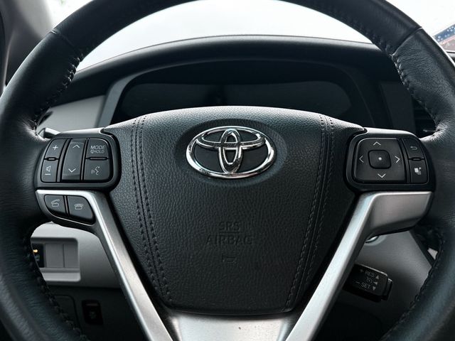 TOYOTA豐田 SIENNA  第9張相片
