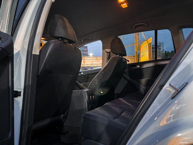 VOLKSWAGEN福斯 TIGUAN  第9張相片