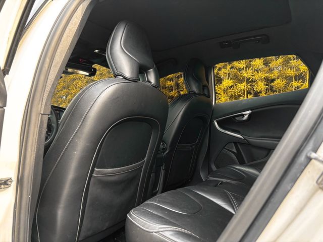 VOLVO富豪 V40  第10張相片