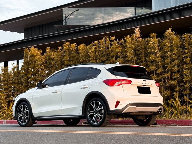 FORD福特 FOCUS ACTIVE  第3張相片