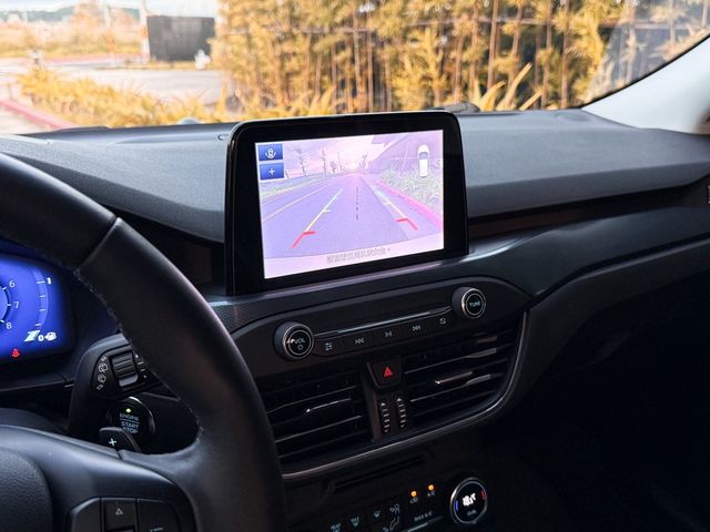 FORD福特 FOCUS ACTIVE  第7張相片