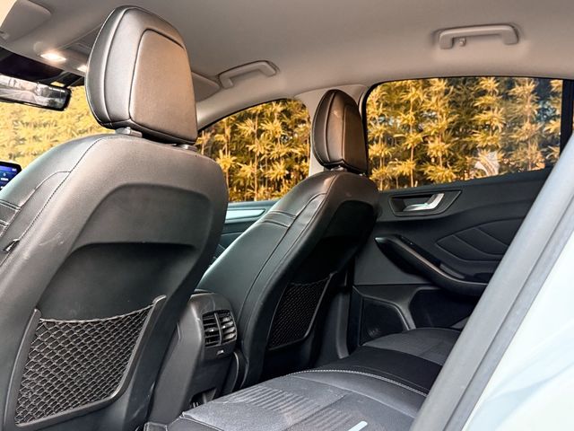 FORD福特 FOCUS ACTIVE  第11張相片