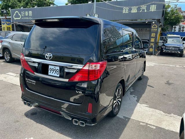 TOYOTA豐田 ALPHARD  第3張相片