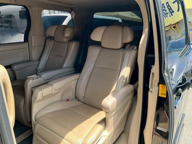 TOYOTA豐田 ALPHARD  第11張相片