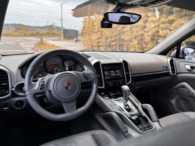 PORSCHE保時捷 CAYENNE  第8張相片