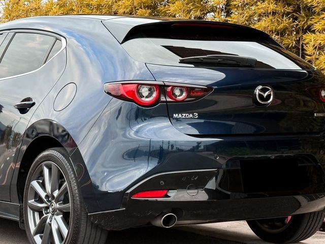 MAZDA馬自達 MAZDA 3  第4張相片