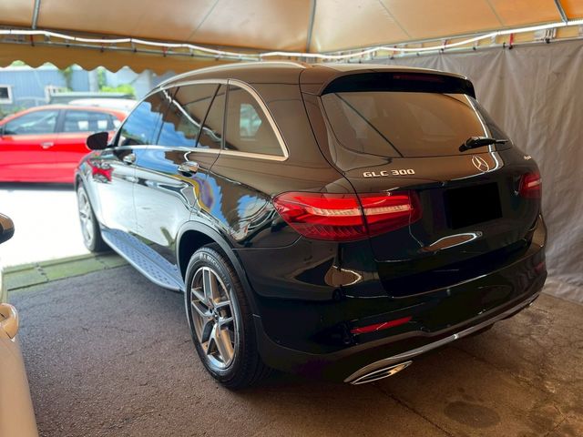 M-BENZ賓士 GLC300  第3張相片