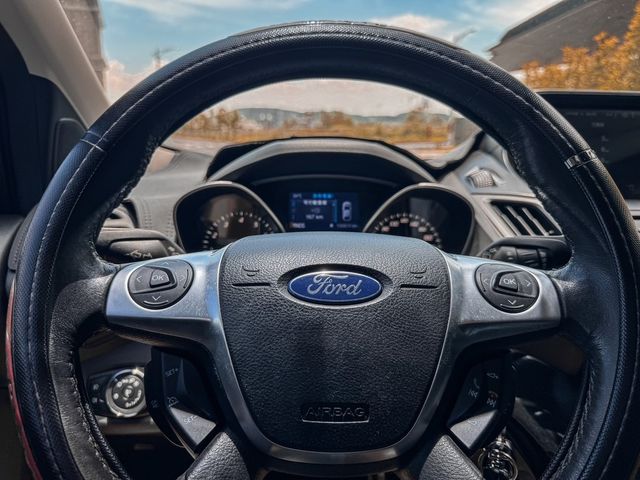 FORD福特 KUGA  第7張相片