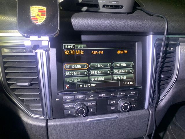 PORSCHE保時捷 MACAN  第8張相片