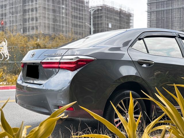 TOYOTA豐田 ALTIS  第4張相片
