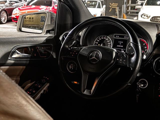 M-BENZ賓士 B200  第6張相片