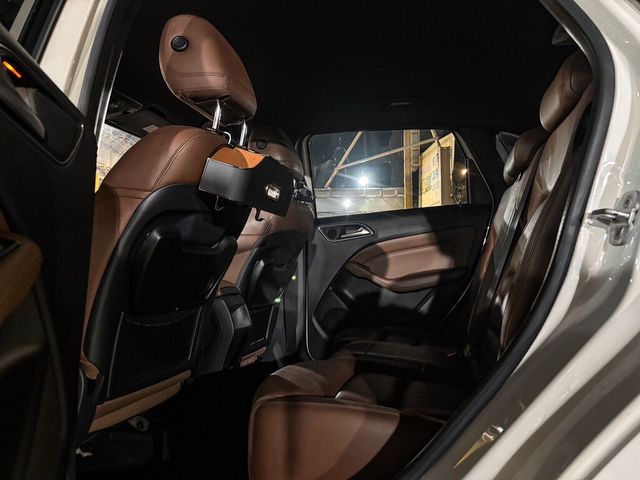 M-BENZ賓士 B200  第10張相片