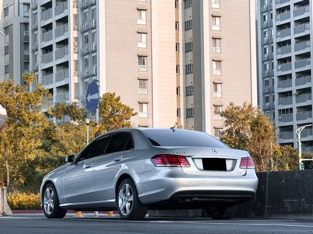 M-BENZ賓士 E200  第3張相片