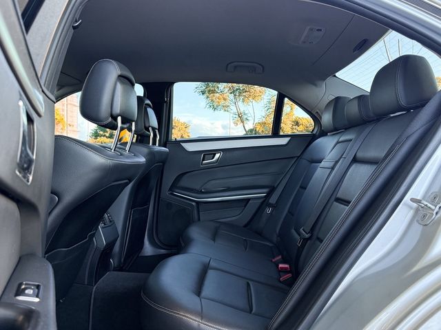 M-BENZ賓士 E200  第9張相片