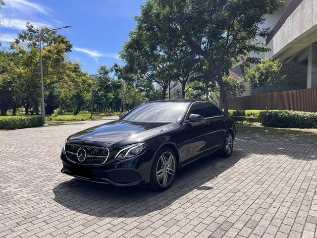 M-BENZ賓士 E200  第1張相片
