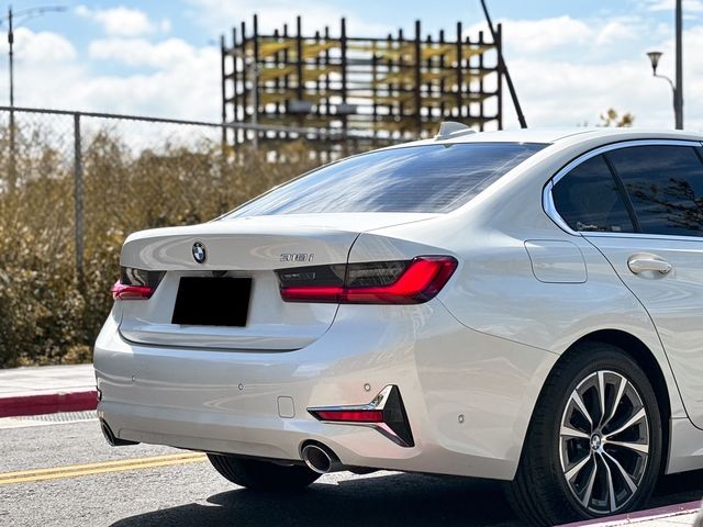 BMW寶馬 318I LUXURY  第4張相片