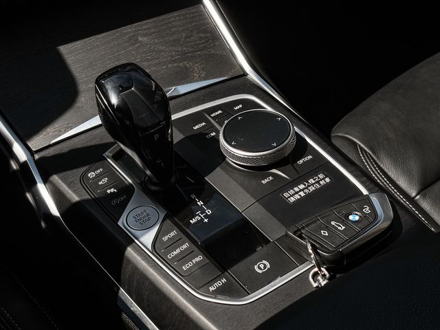 BMW寶馬 318I LUXURY  第7張相片