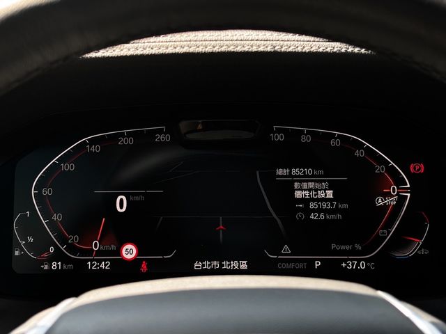 BMW寶馬 318I LUXURY  第12張相片