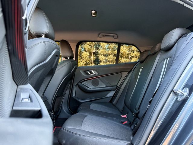 BMW寶馬 118  第9張相片