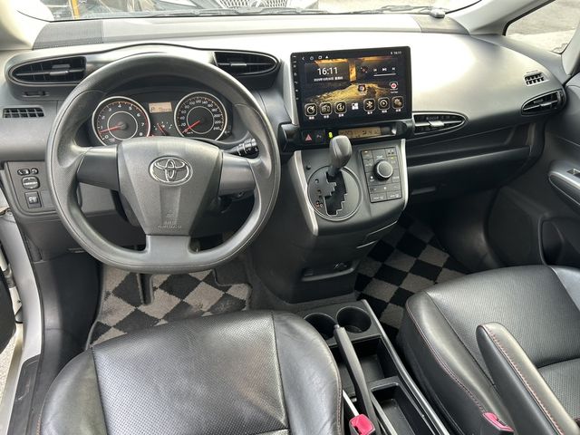 TOYOTA豐田 WISH  第8張相片