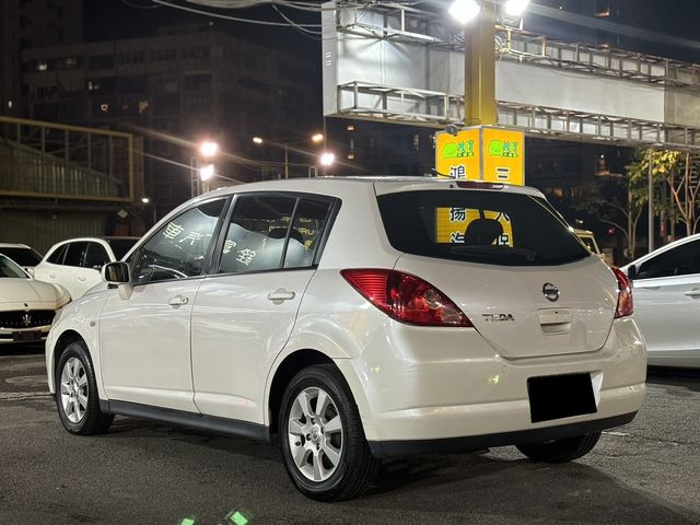 NISSAN日產 TIIDA  第3張相片
