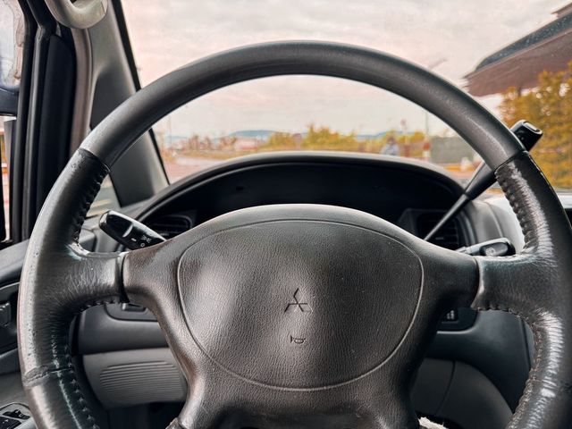 MITSUBISHI三菱 SPACE GEAR  第8張相片