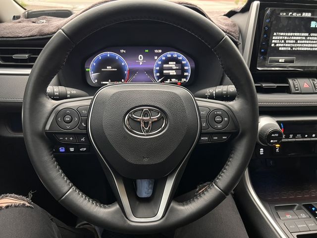 TOYOTA豐田 RAV4  第15張相片