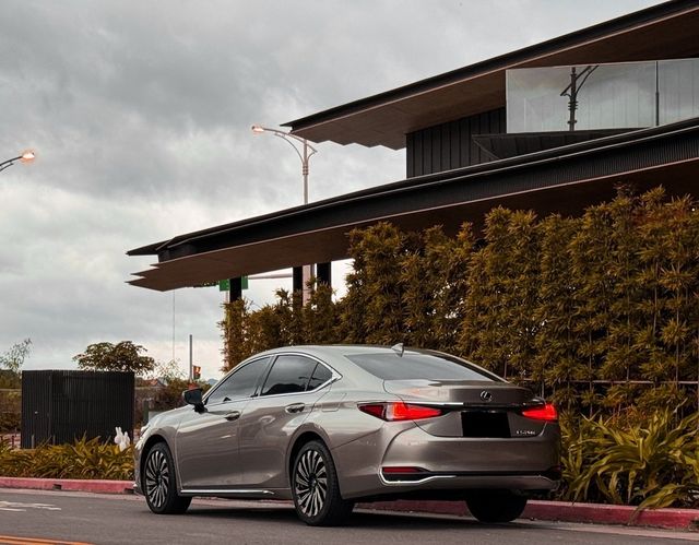 LEXUS凌志 ES200  第3張相片