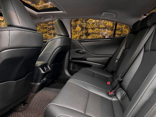 LEXUS凌志 ES200  第5張相片