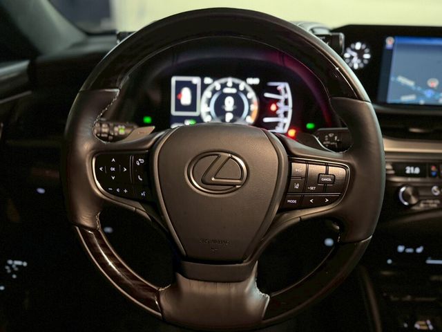 LEXUS凌志 ES250  第7張相片