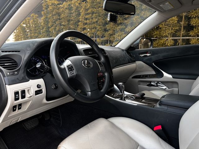 LEXUS凌志 IS250  第7張相片