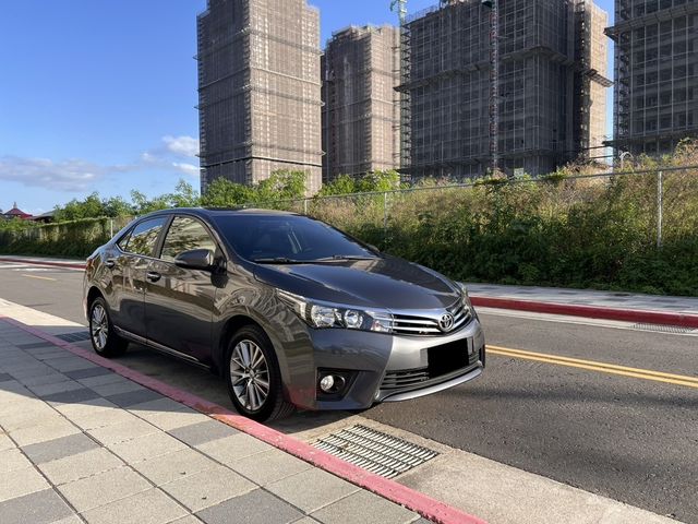 TOYOTA豐田 ALTIS  第2張相片
