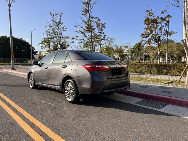 TOYOTA豐田 ALTIS  第4張相片