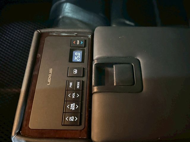 LEXUS凌志 ES350  第13張相片