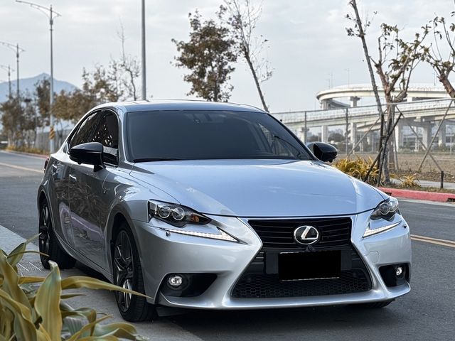 LEXUS凌志 IS250  第3張相片
