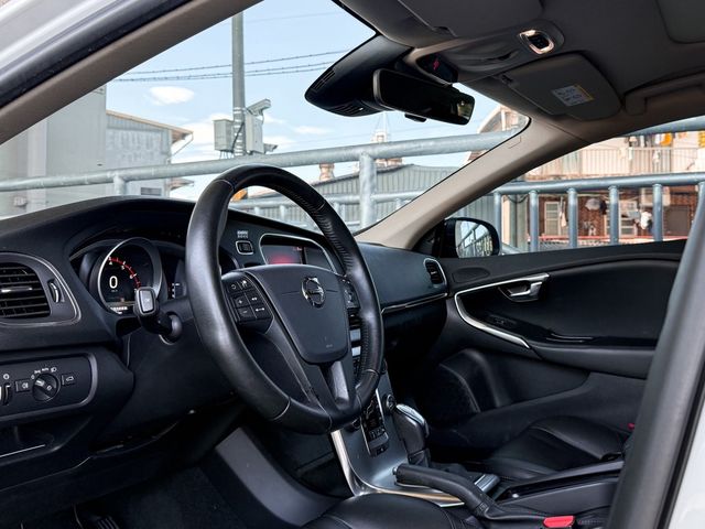 VOLVO富豪 V40  第5張相片