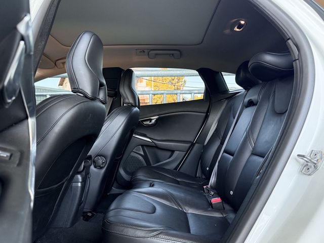 VOLVO富豪 V40  第6張相片