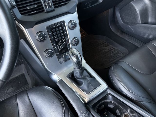 VOLVO富豪 V40  第9張相片