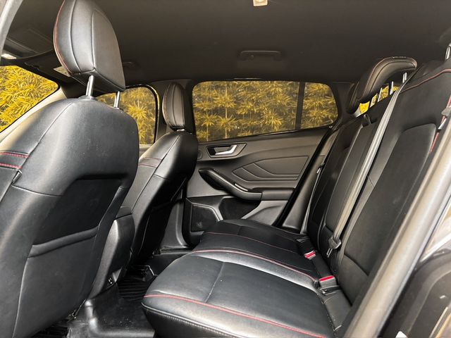 FORD福特 FOCUS WAGON  第9張相片