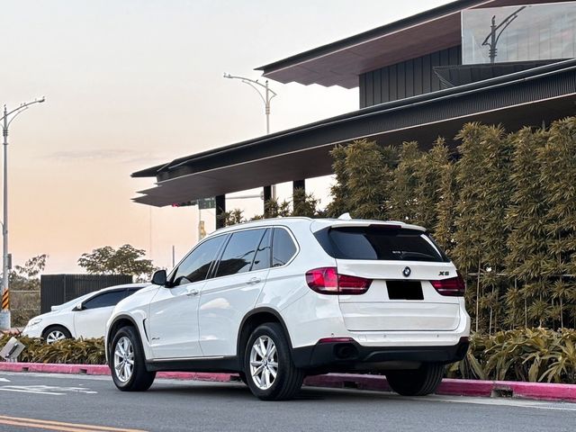 BMW寶馬 X5 XDRIVE25D  第4張相片