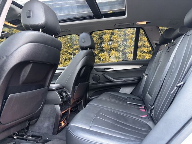 BMW寶馬 X5 XDRIVE25D  第7張相片