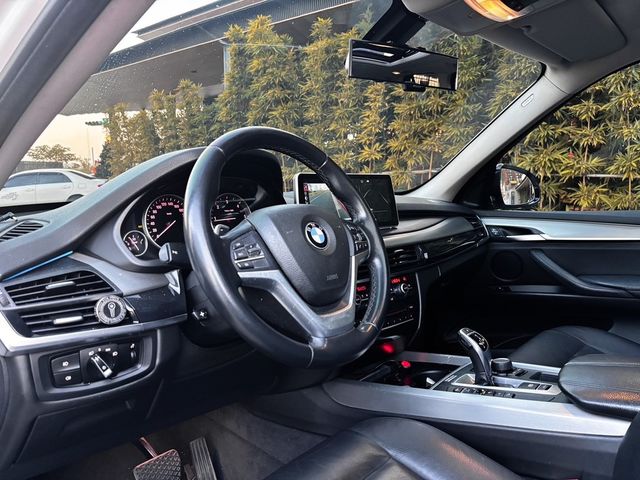 BMW寶馬 X5 XDRIVE25D  第8張相片