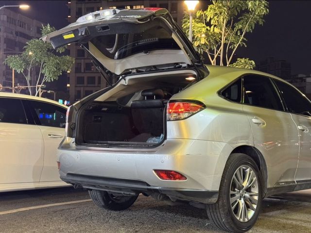 LEXUS凌志 RX450H  第4張相片