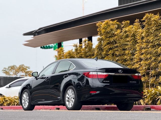 LEXUS凌志 ES300H  第3張相片