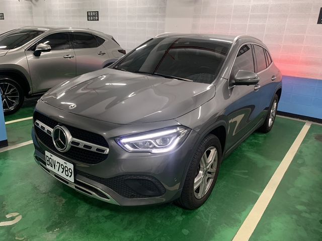 M-BENZ賓士 GLA180  第1張相片